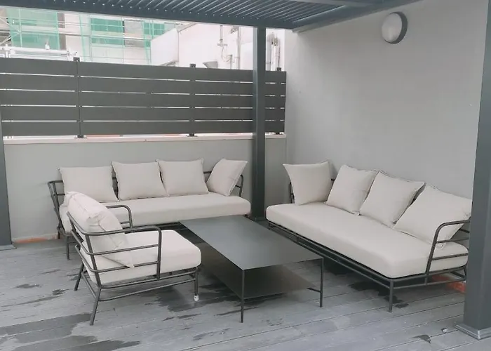 Large Terrace Luxury Apartment