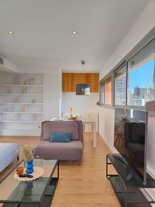 Large Terrace Luxury * Sant Adria de Besos