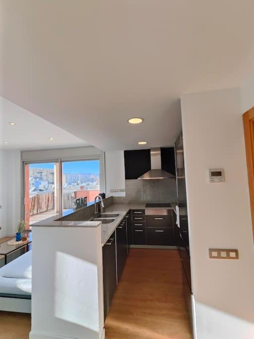 Large Terrace Luxury * Sant Adria de Besos