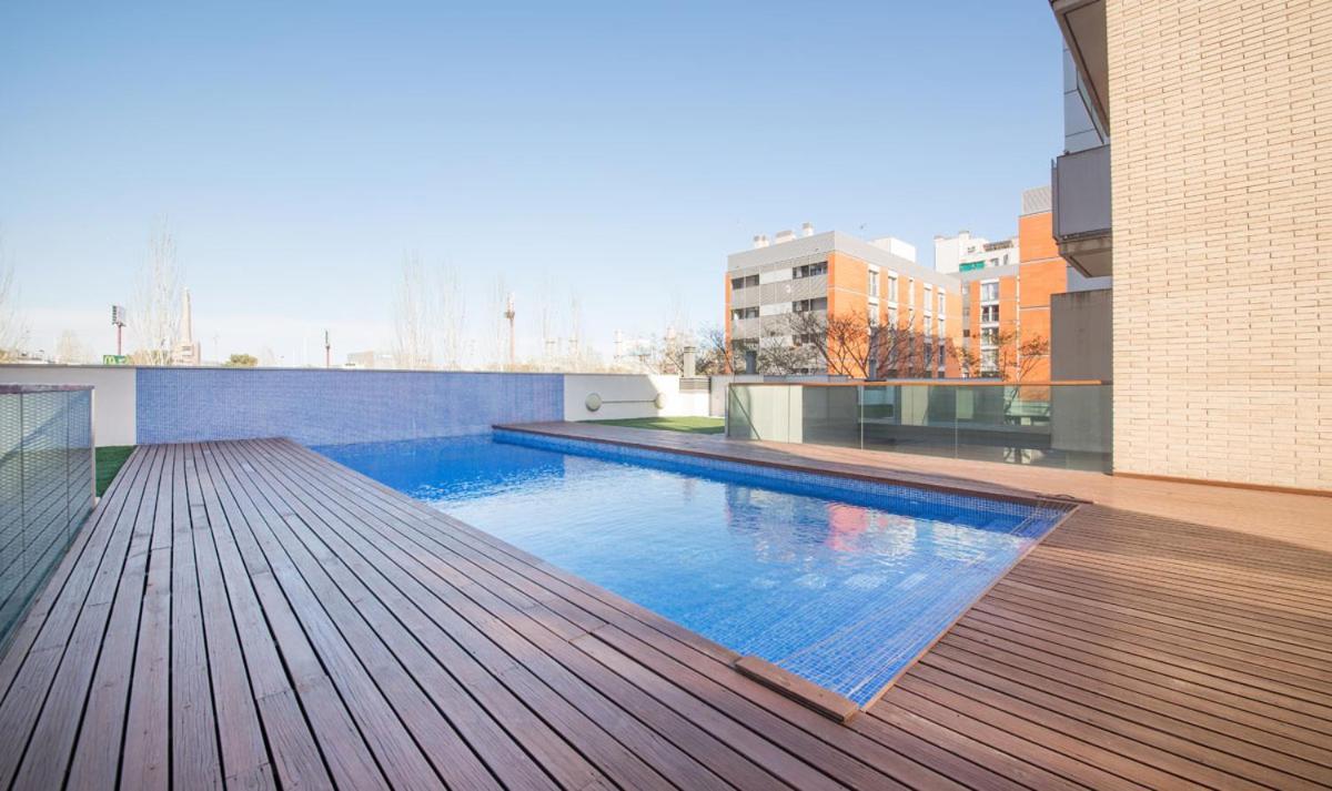 Large Terrace Luxury Apartment